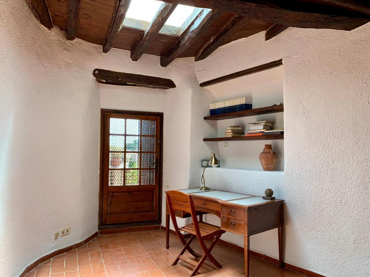 Els Racons Del Fort Castle In Wine Territory Capmany Exterior foto