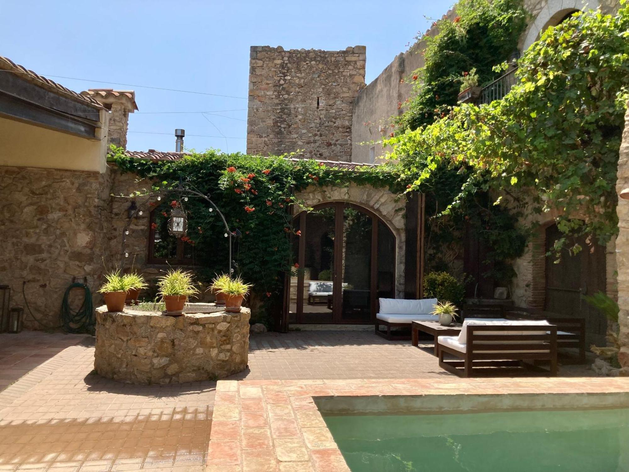 Els Racons Del Fort Castle In Wine Territory Capmany Exterior foto